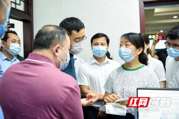 衢州最新医保套现24小时微信方法分析(最方便真实的衢州医保卡提现套取微信方法)